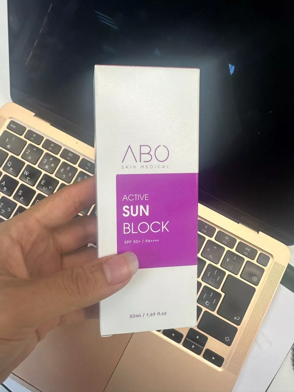 Kem chống năng sunblock